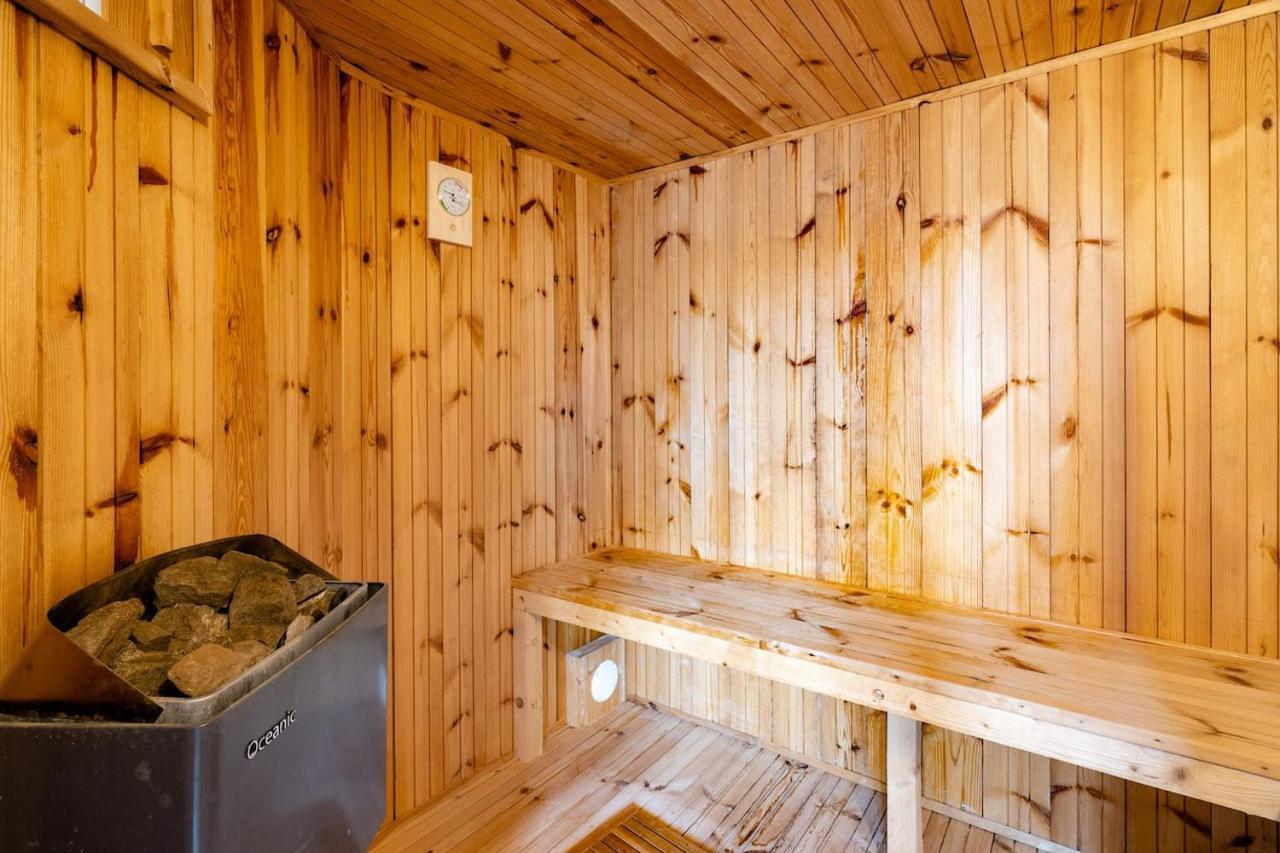Ecrin Balneo Sauna A Thollonアパートメント エクステリア 写真