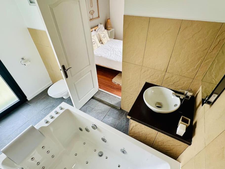 Ecrin Balneo Sauna A Thollonアパートメント エクステリア 写真